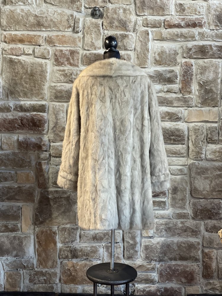 Nigbor Furs Blue Iris Section Mink Stroller, Size L