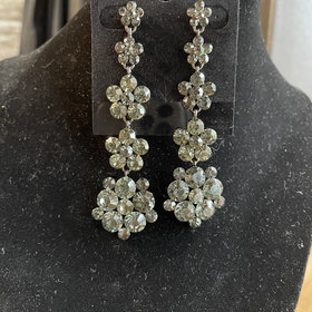 Dark Green Flower Gem Drop Earrings