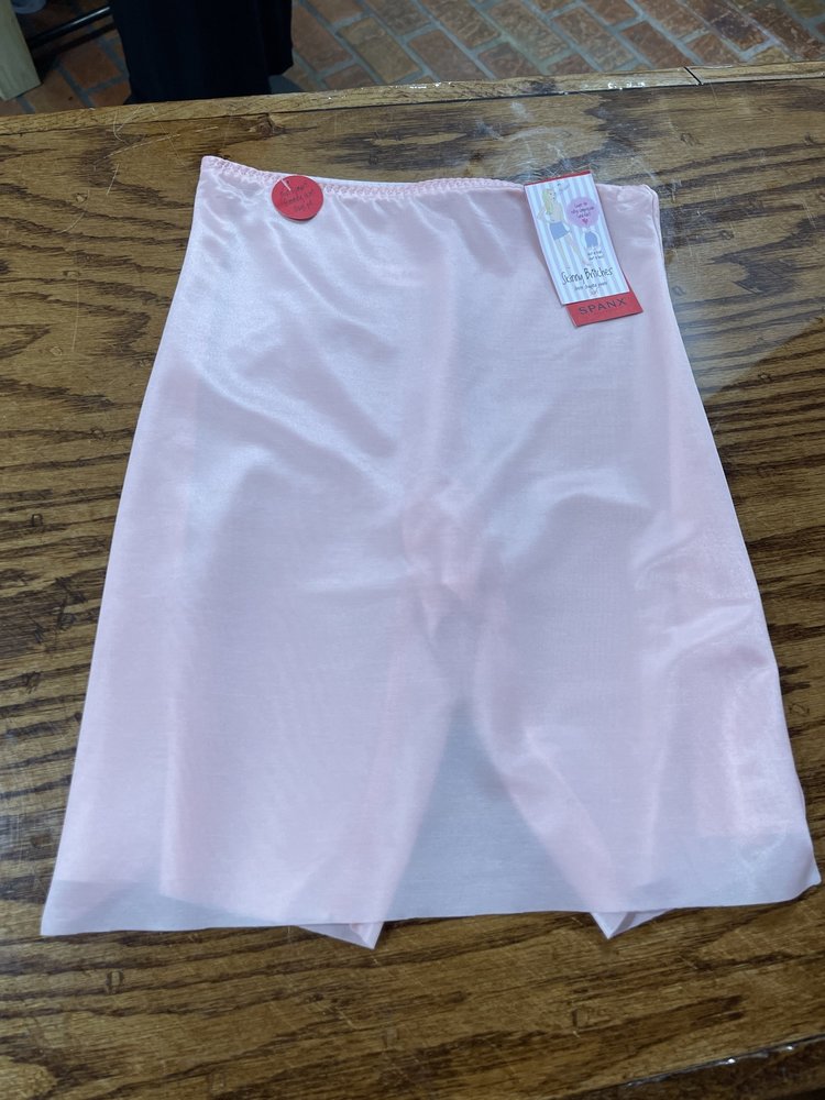 Spanx Pink Spanx Skort Size S