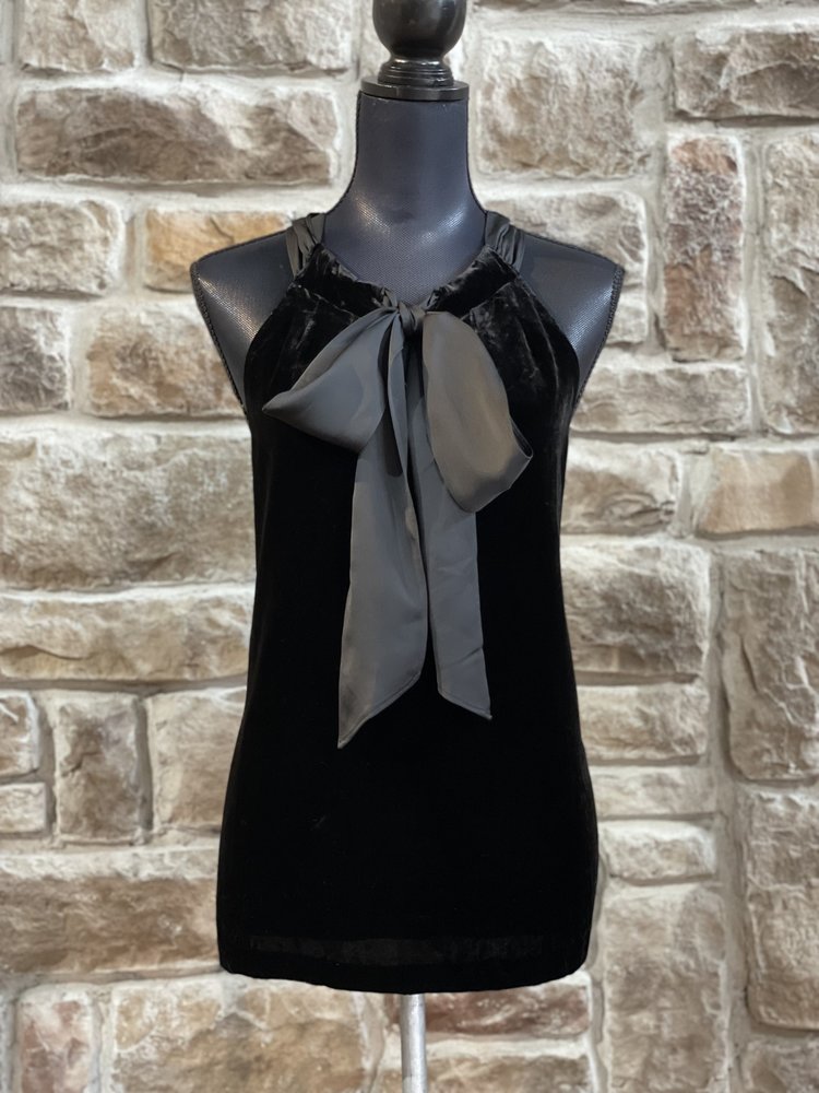 Black Velvet Bow Front Tank, Size L
