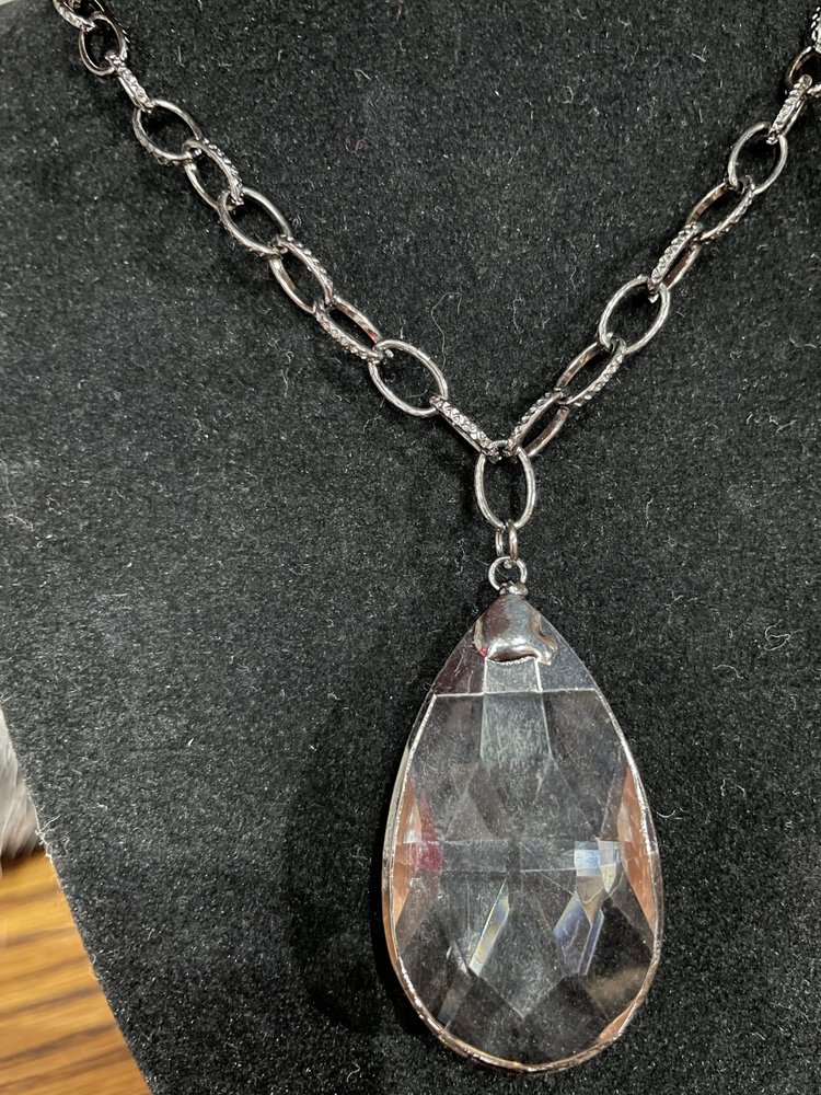 Dylan Jewelry Gun Metal Chain Tear Drop Crystal Necklace