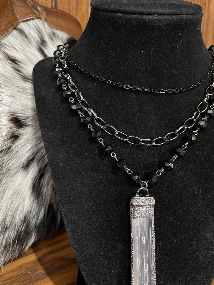 Dylan Jewelry Gunmetal Layered Gypsum Pendant Necklace