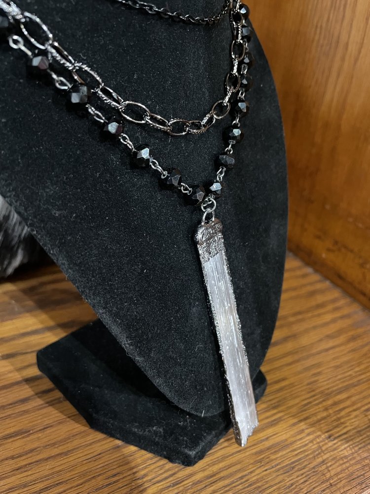 Dylan Jewelry Gunmetal Layered Gypsum Pendant Necklace