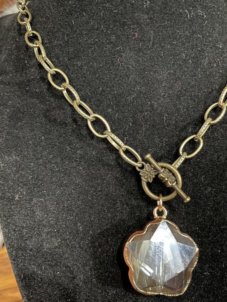 Dylan Jewelry Brass Chain Crystal Flower Pendant Necklace