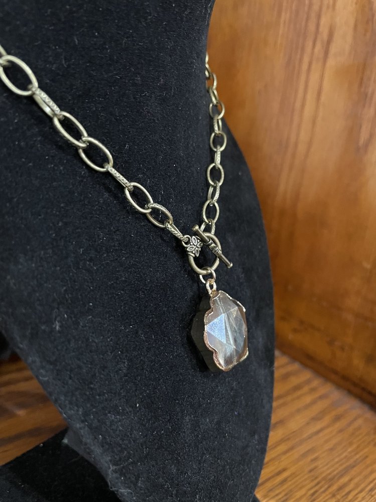 Dylan Jewelry Brass Chain Crystal Flower Pendant Necklace