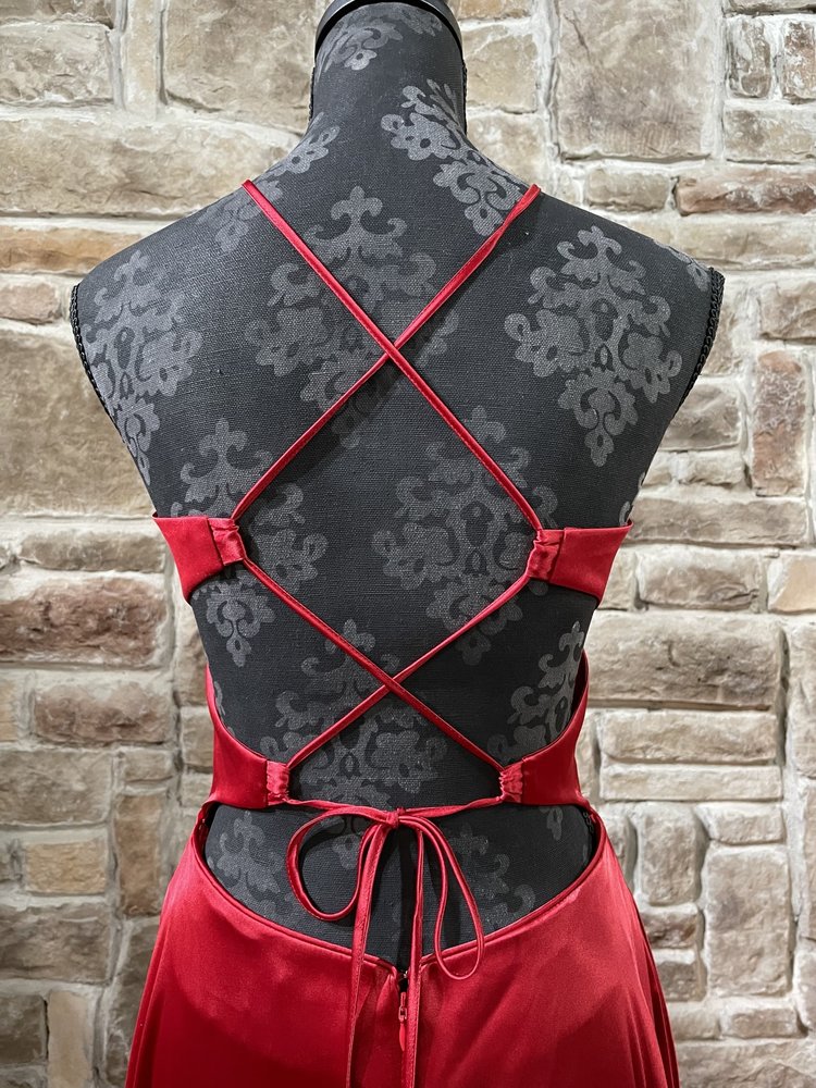 Blondie Nites Red Halter Strappy Open Back Gown w/ Pockets