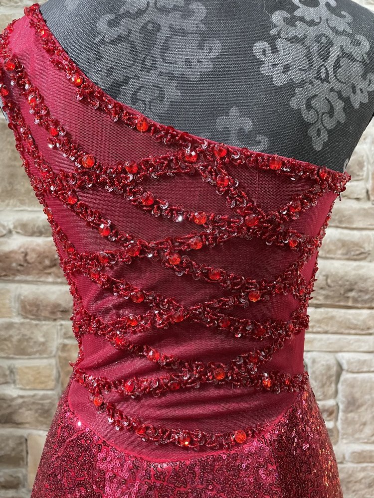 Red One Shoulder Sequin Side Slit Gown, Size 5/6