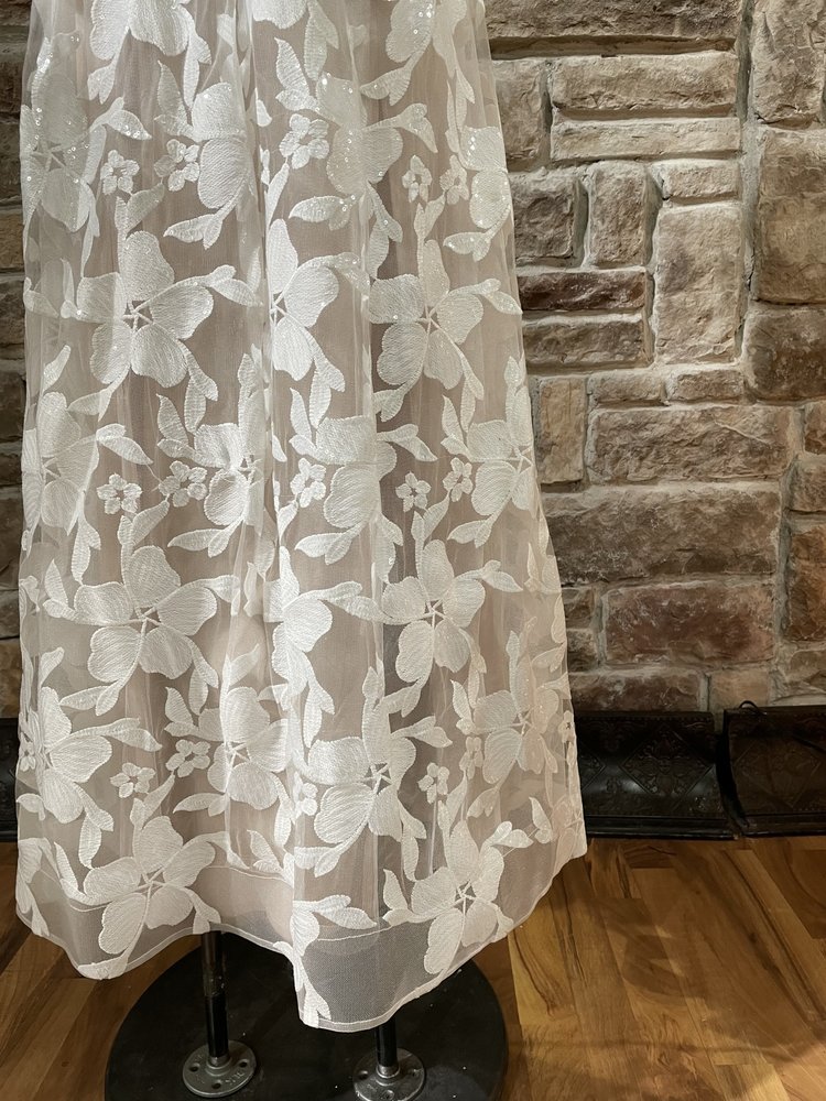 BCX White Floral Sequin Overlay Gown