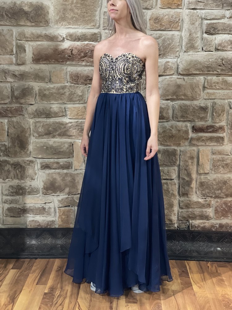 Milano Formals Beige and Navy Crystal Embellished Gown, Size 00