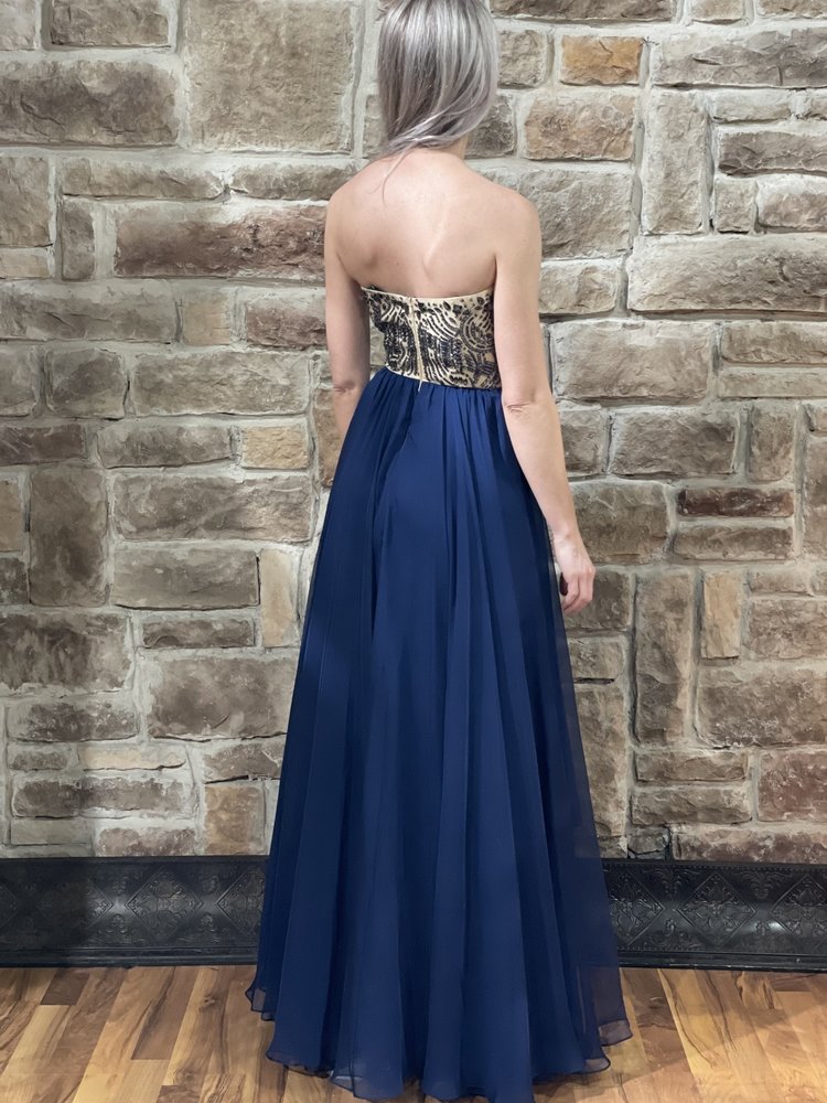 Milano Formals Beige and Navy Crystal Embellished Gown, Size 00