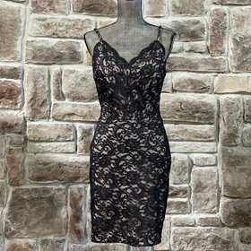 Morgan & Co. Black Glitter Lace Open Back Dress, Size 15/16