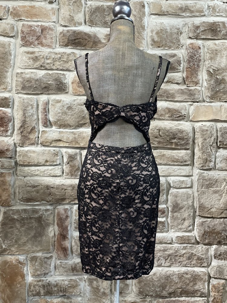 Morgan & Co. Black Glitter Lace Open Back Dress, Size 15/16