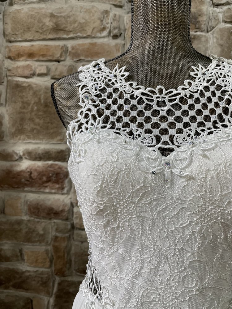 City Studio White Embellished Illusion Lace Gown, Size 13/14