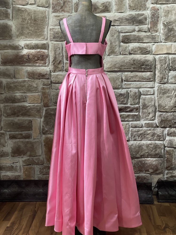 Sherri Hill Pink Side Ruffle Gown w/Pockets, Size 10