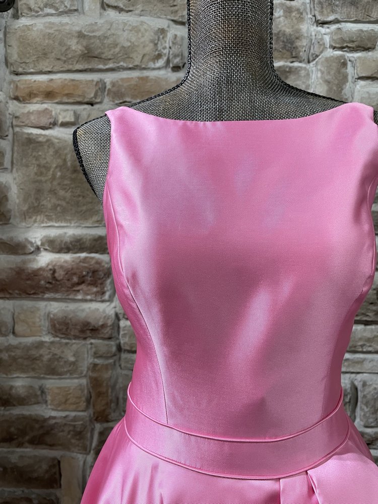 Sherri Hill Pink Side Ruffle Gown w/Pockets, Size 10