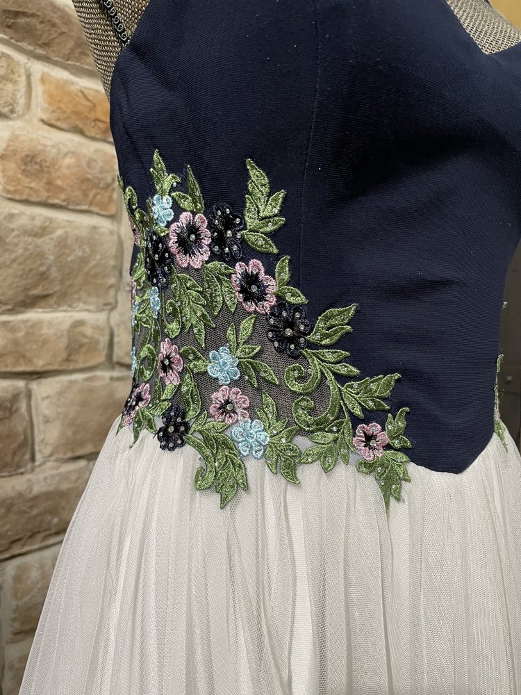 Blondie Nites Navy and White Waist Applique Gown, Size 13/14