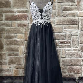 Blondie Nites Black and White Lace Applique Tulle Gown, Size 13/14