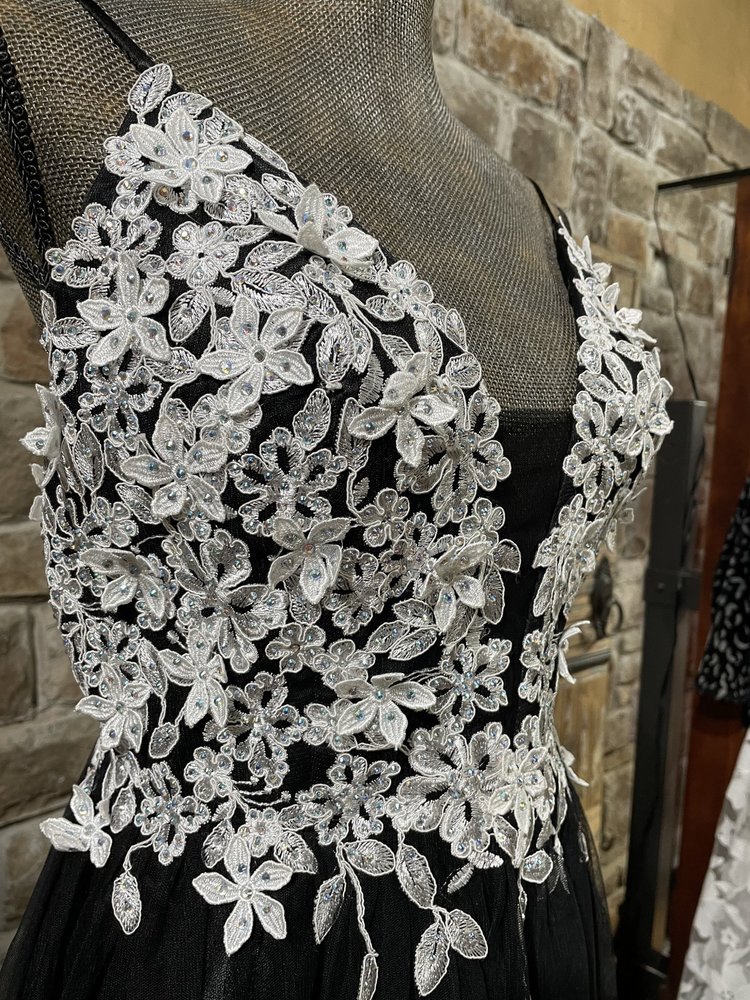 Blondie Nites Black and White Lace Applique Tulle Gown, Size 13/14