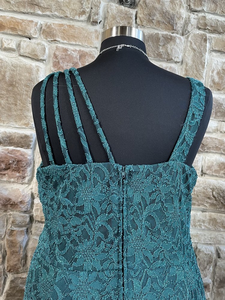 BCX Green Lace Mermaid Evening Gown