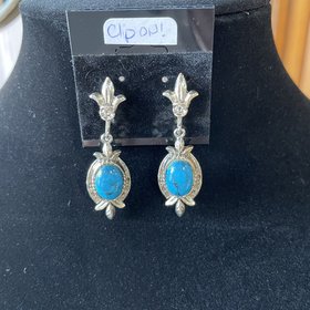 Turquoise Stone Silver Clip Earrings