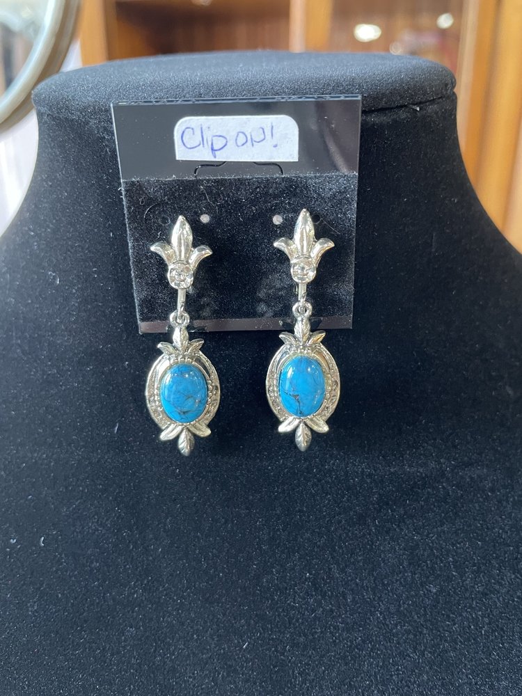 Turquoise Stone Silver Clip Earrings