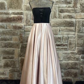 Blondie Nites Black and Pink Mesh Cross Gown w/ Pockets, Size 9/10