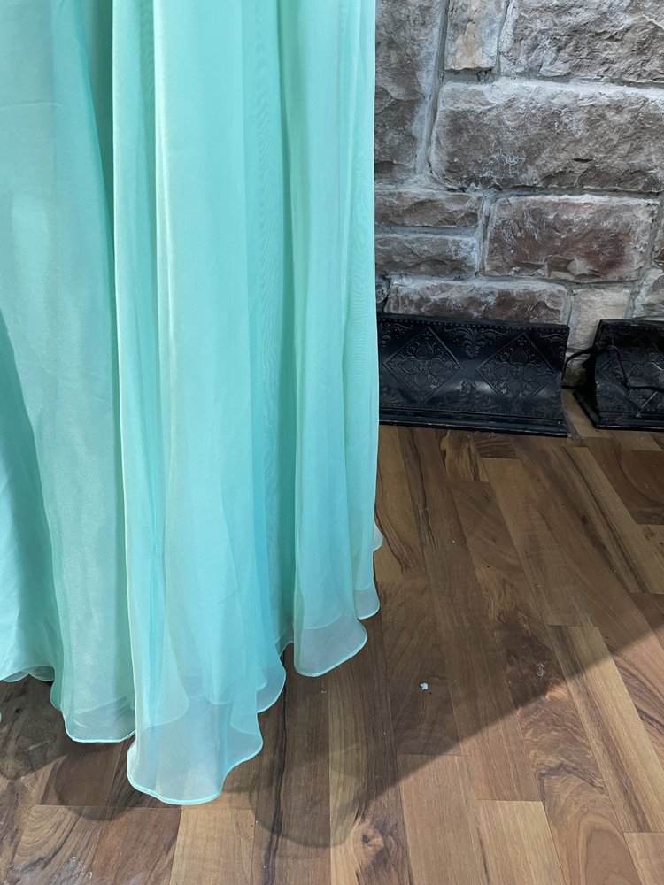 Sherri Hill Green Embellished Bodice Chiffon Gown, Size 0