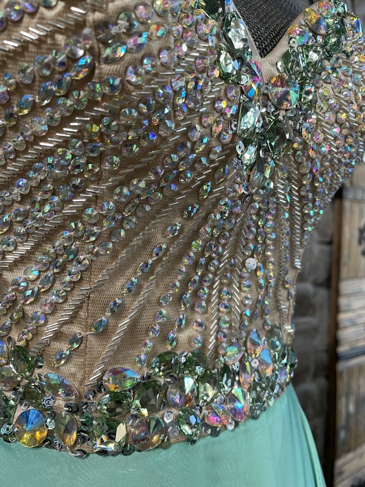 Sherri Hill Green Embellished Bodice Chiffon Gown, Size 0