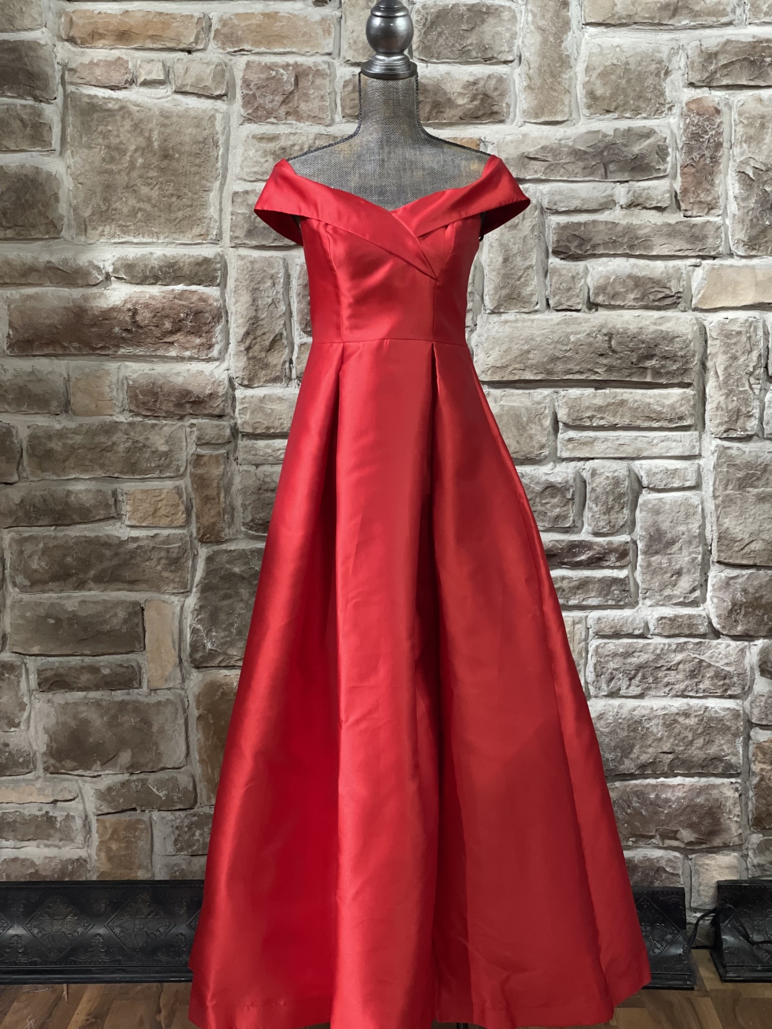 Red Box Pleat Off the Shoulder Gown, Size 11/12 - Elements Unleashed Red Box Pleat Off the Shoulder Gown, Size 11/12 - Elements Unleashed