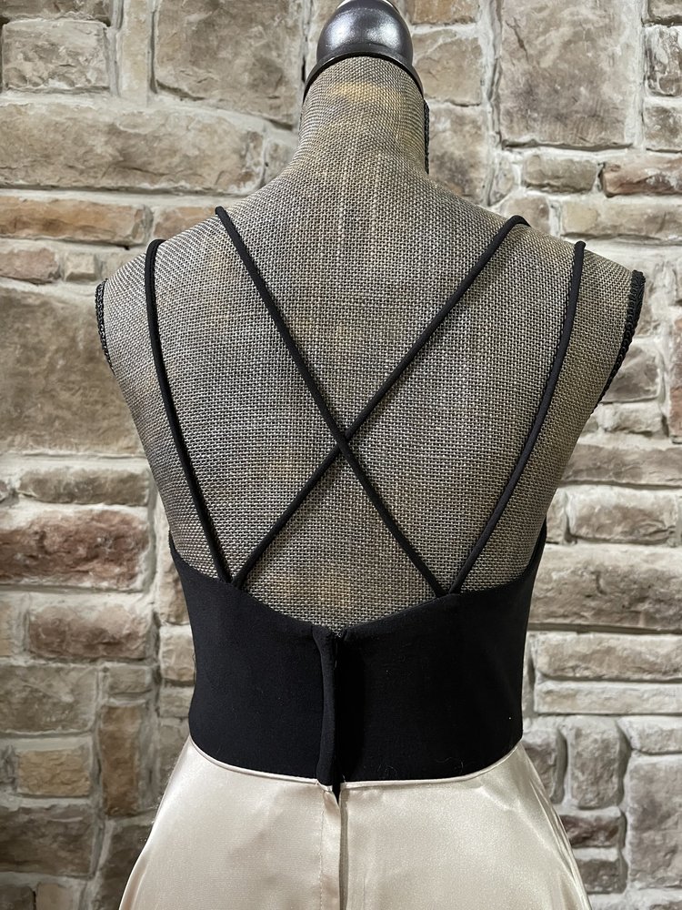 Blondie Nites Black and Gold Satin Gown w/ Pockets, Size 3/4