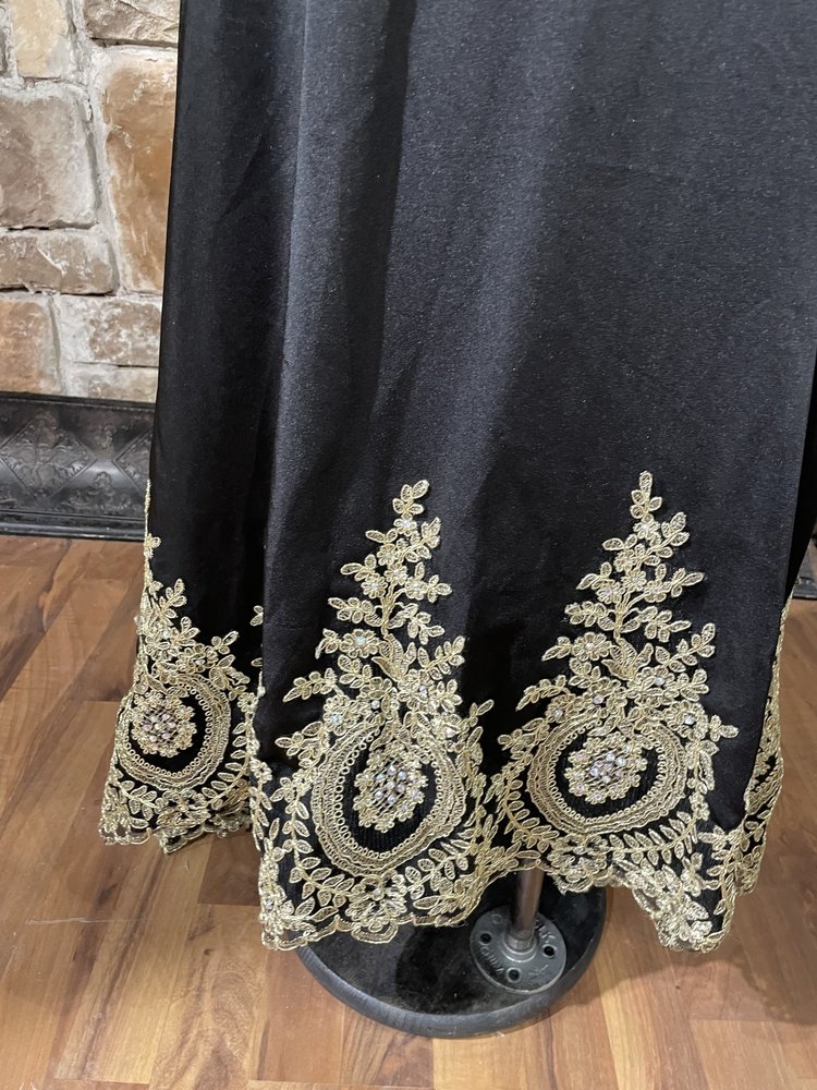 Romance Couture by A.Kaheel Black and Gold Mesh Embroidered Full Train Gown, Size 4