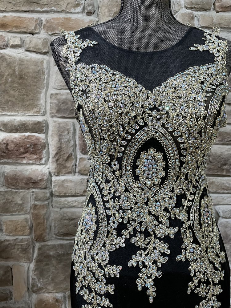 Romance Couture by A.Kaheel Black and Gold Mesh Embroidered Full Train Gown, Size 4