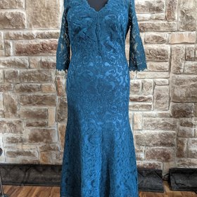 Tadashi Shoji Dark Teal Embroidered Gown, Size 16W