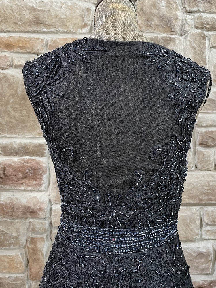 Cinderella Divine Black Mesh Embellished Tulle Mermaid Gown, Size 6