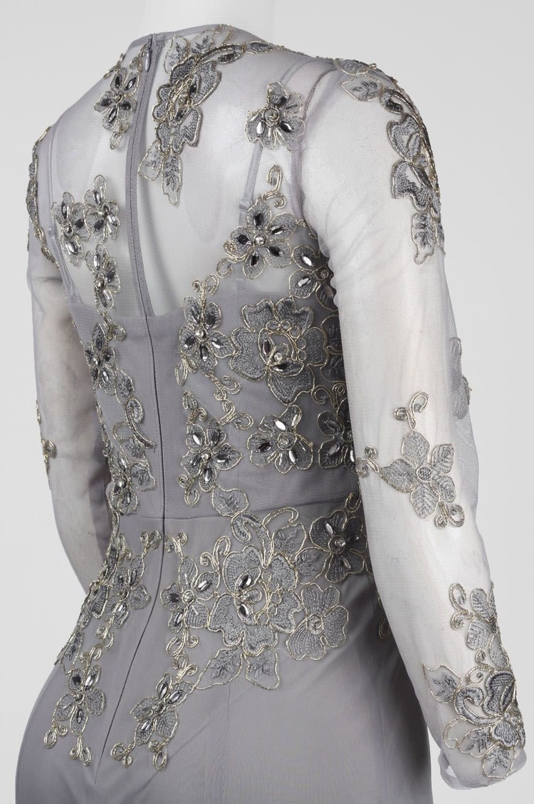 Decode 1.8 Light Gray Gold Embroidered Mesh Gown w/ Sleeves, Size 10