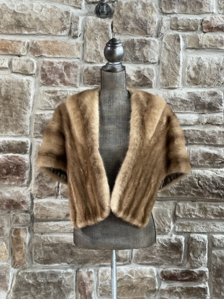 Autumn Haze Mink Stole w/ Pockets, Size M/L