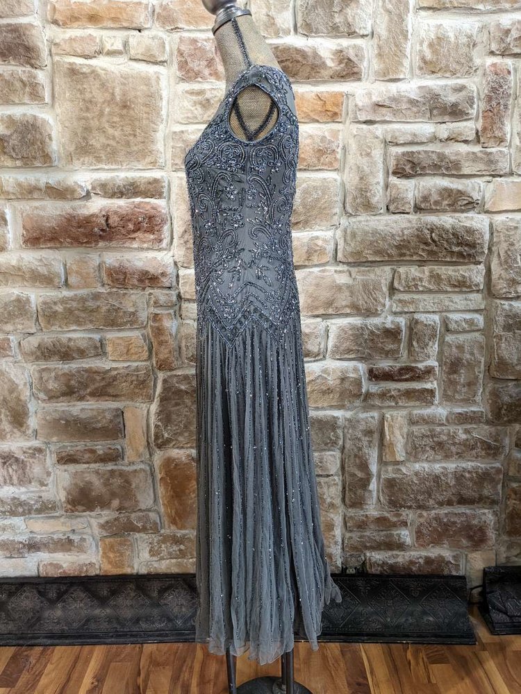 Pisarro Nights Gray 20's Style Embellished Gown, Size 10