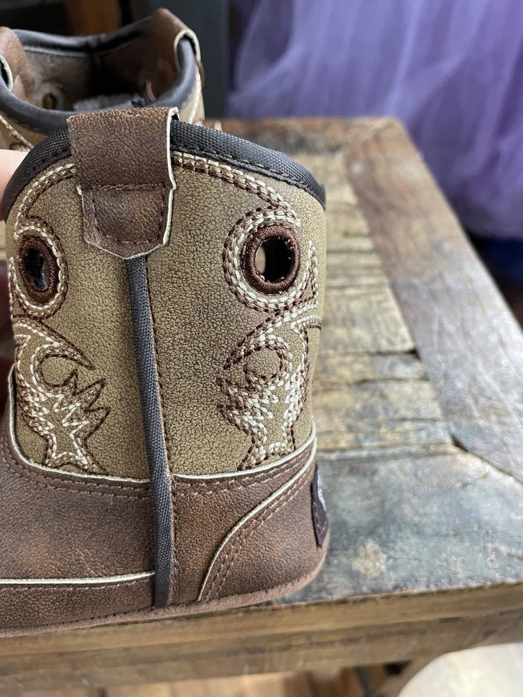 Blazin Roxx Baby Buckers Jasper (Brown with Lt Brown)