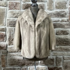 Truesdell Blue Iris Mink Stole w/ Peter Pan Collar, Size M