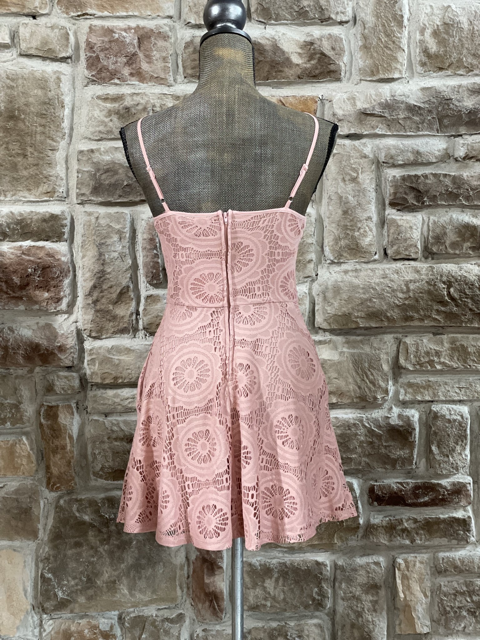 Speechless Pink Daisy Lace Halter Dress w/ Pockets, Size XS