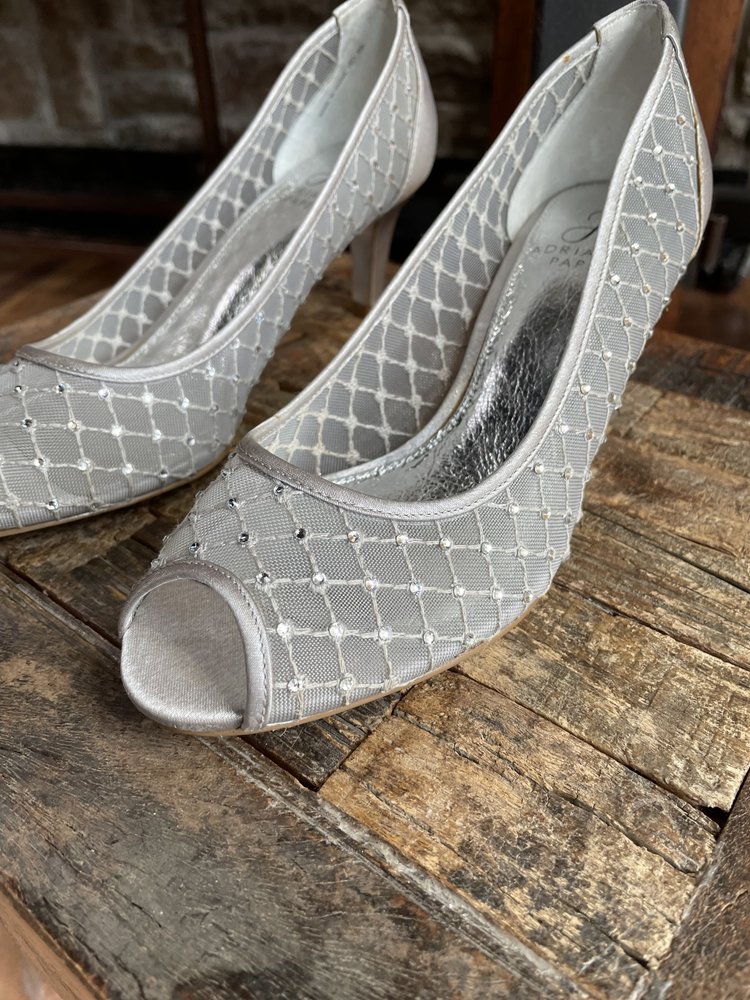 Adrianna Papell Silver Rhinestone Mesh Peep Toe Kitten Heel, Size 7