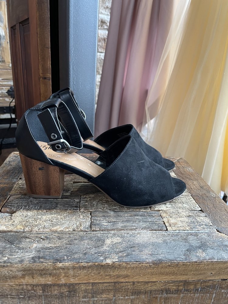 Style & Co Black Suede Heeled Mule Sandal w/ Ankle Straps, Size 11