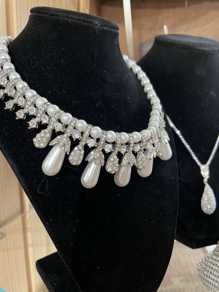Silver Pear Pearl Bling Statement Necklace