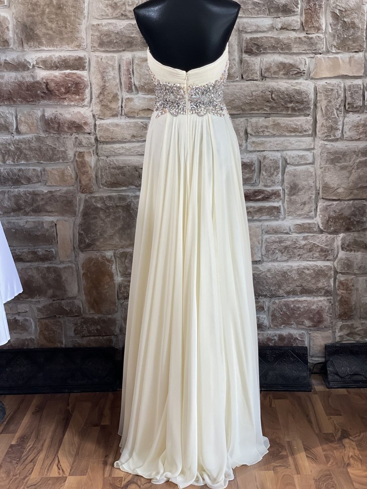 Terani Couture Light Yellow Crystal Embellished Waist Gown w/ Scarf, Size 8
