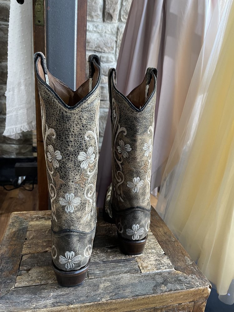 Corral Corral Boot L5175 Black with Floral Embroidery