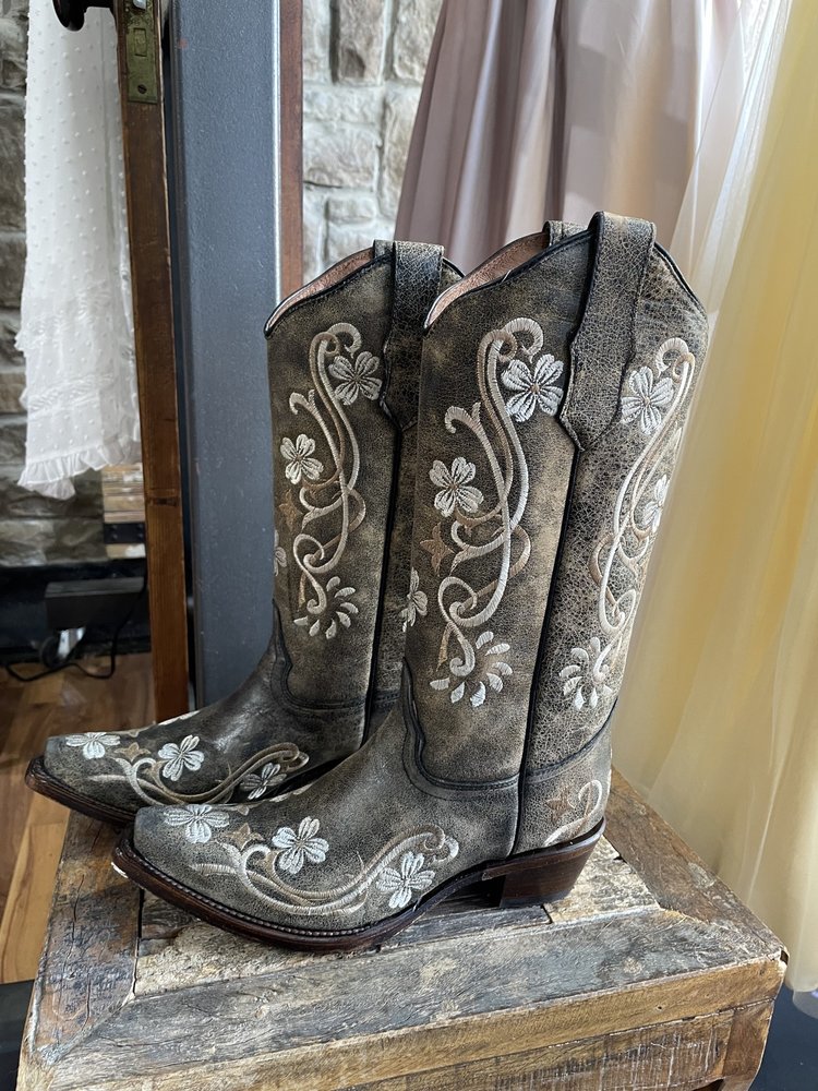 Corral Corral Boot L5175 Black with Floral Embroidery