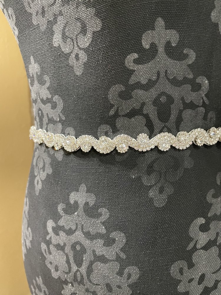 Miro Silver Crystal Rhinestone Curves and Stones Wedding Belt/ Headband