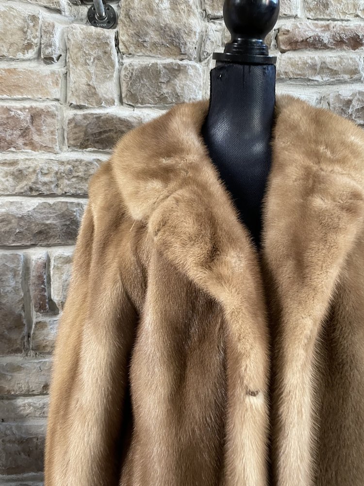 Furs By Truesdell Autumn Haze Mink Coat w/ Peter Pan Collar, Size  XL
