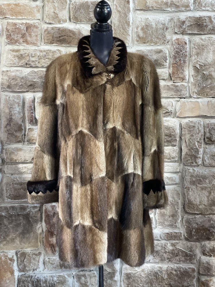 Furs of Distinction Hexagon Patterned Muskrat and Ranch Mink Intarsia Coat, Sz L