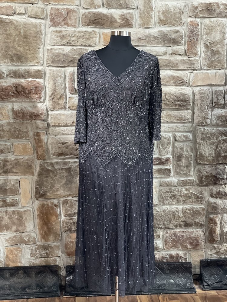 Pisarro Nights Gray Fully Embellished Gown w/ Sleeves, Size 24W